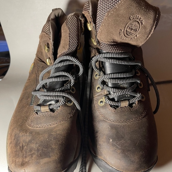 Timberland Women’s Size 10 Hiking Boot - Picture 3 of 6